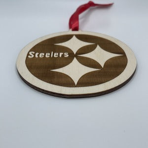 wood ornament Pittsburg Steelers side