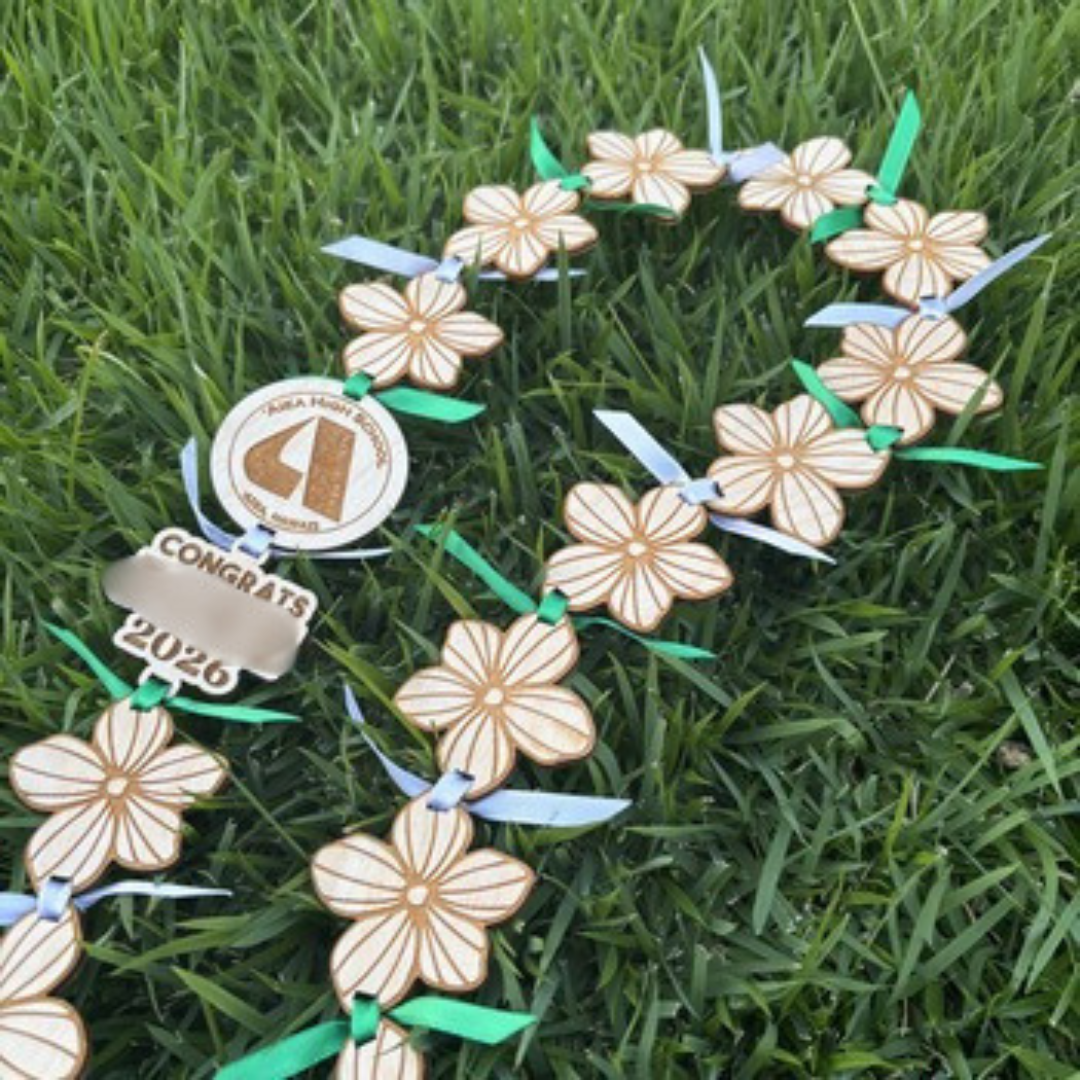 Lei with Wood Striped Flowers - Choose Your School
